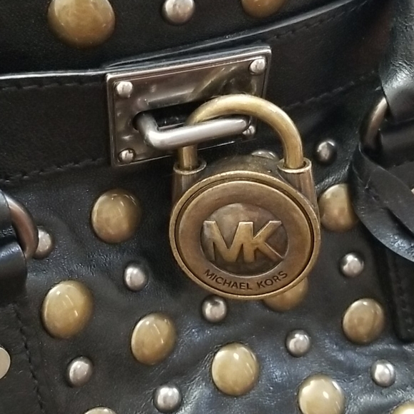 π MK STUDDED HAMILTON BAG - Picture 3 of 16